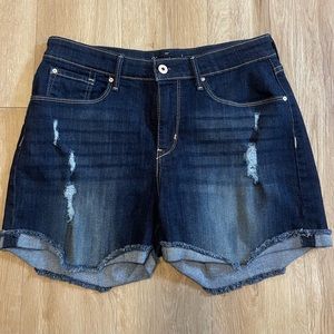 Levi Jean Shorts